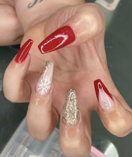 bustybroganxxx actriz atractiva archivo