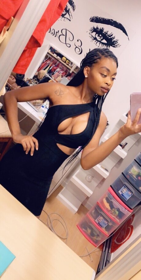 TittsMcGee sex pornstar img