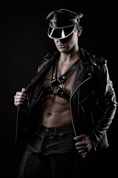 Joel Dixon pornographic star image