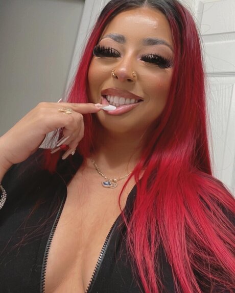 Michy model porn photo