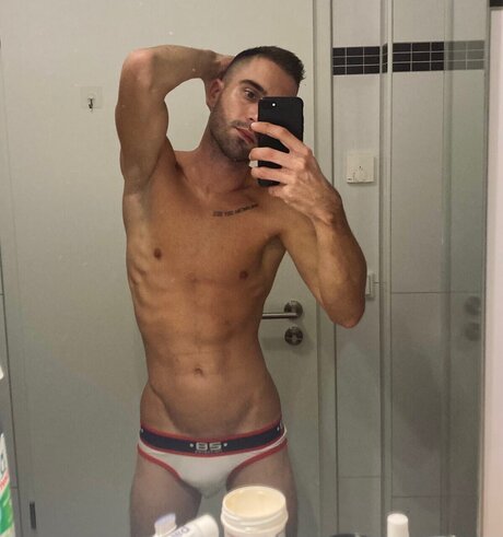 petarjbv nude model images