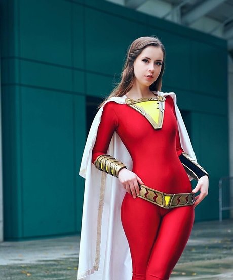 Raineemery estrella xxx galerías