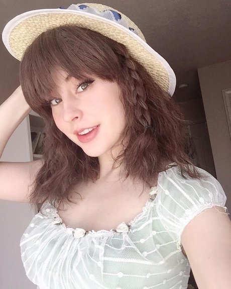 Raineemery bonita modelo foto