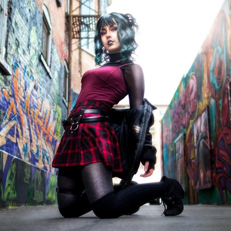 Raineemery buen modelo imágenes