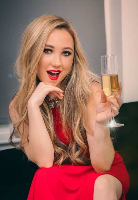 Ruby O Donnell sexy star pics