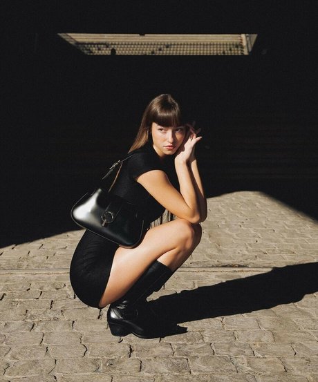 telmaxlouise modèles nus image