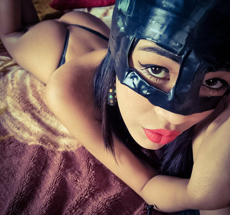 kathy asiatic modèle sexy galerie