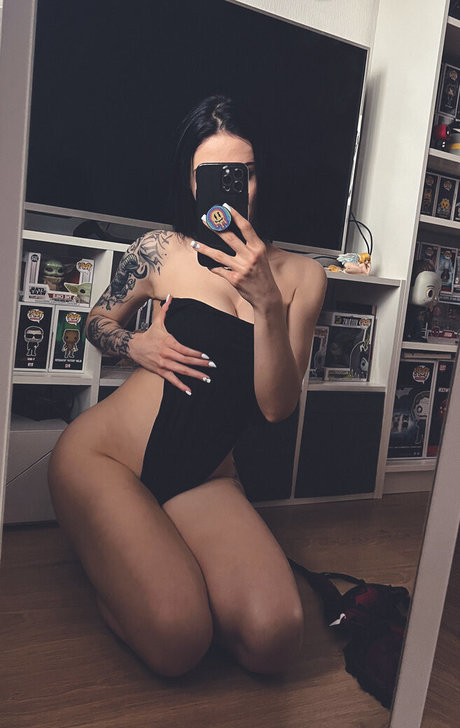 Dasha Doshik modèle de sexe image