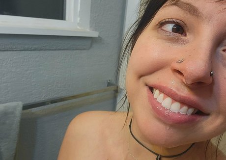 autumnnight jolie star du porno des photos