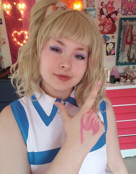 bunnyymilkk actrice chaude photos