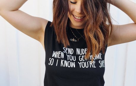 Jillian Rose Reed modèle magnifique galerie