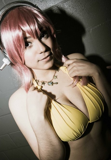 Pequeñas desnudas onlyfans parte superior de alta definición galería