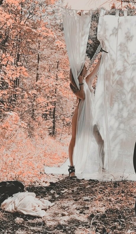 artnvenom modelo perfecto galería