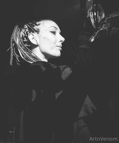 artnvenom actrice xxx des photos