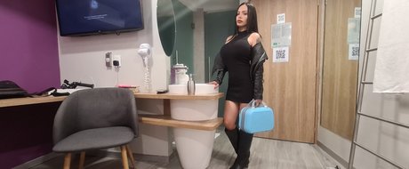 Nicol Loveee jolie actrice photos