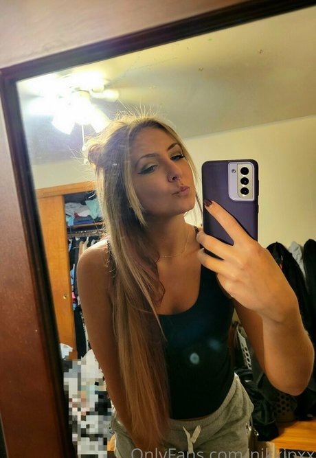 Nikkipxx modelo exclusivo foto