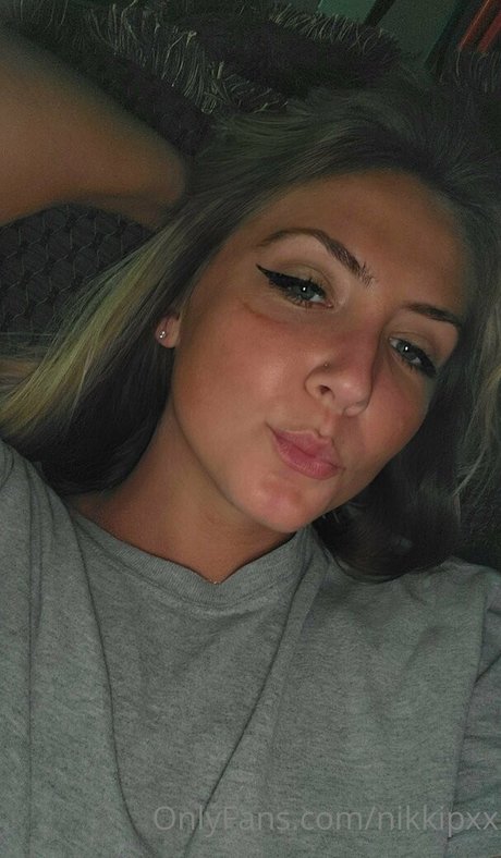 Nikkipxx estrella porno bonita imagen