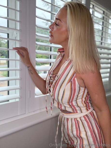 lucyannebrooks modèle exclusif collection