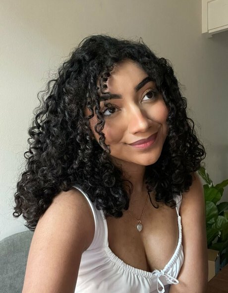 krystalogy arte estrella porno galería