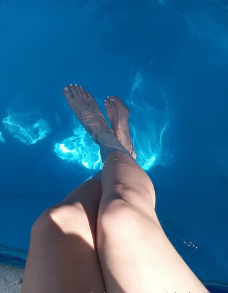 clarita feet desnudos de modelos imágenes