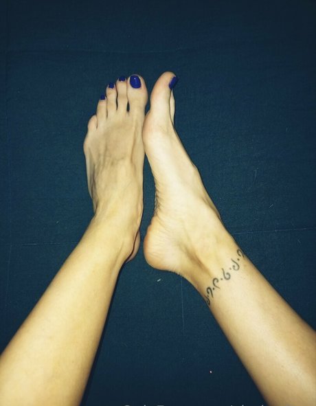 clarita feet modèle magnifique images