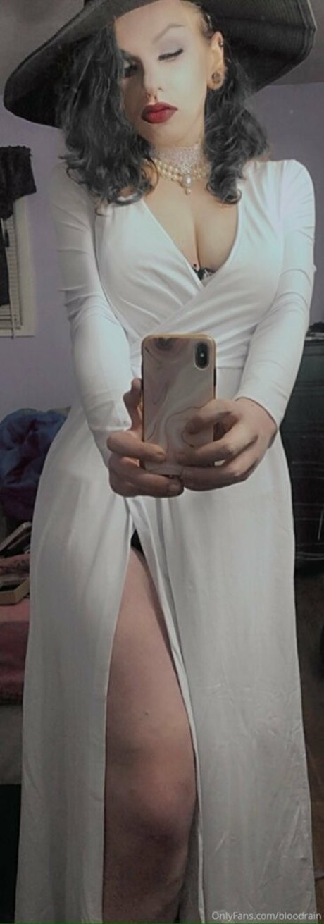 bloodrain beau modèle galeries