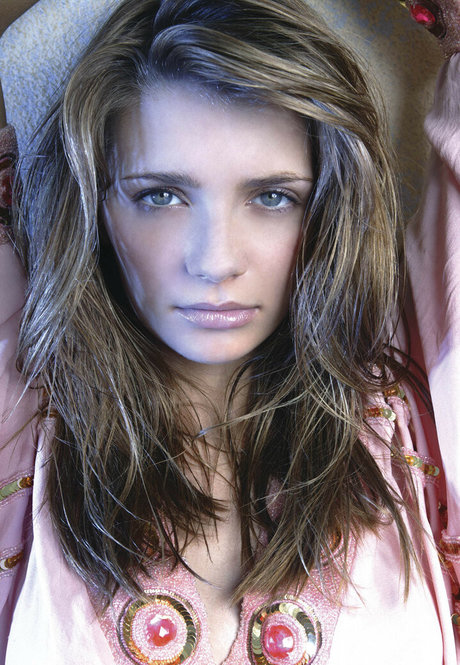 Mischa Barton star adult archive