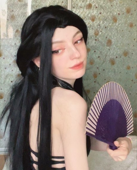 Romanowwa modèle érotique img