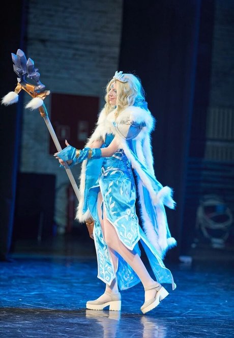 Romanowwa estrella porno hd galerías