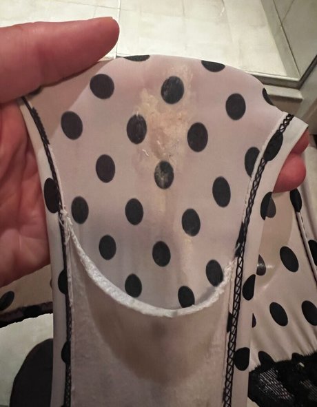 Adrena Sapphire buena estrella porno imagen