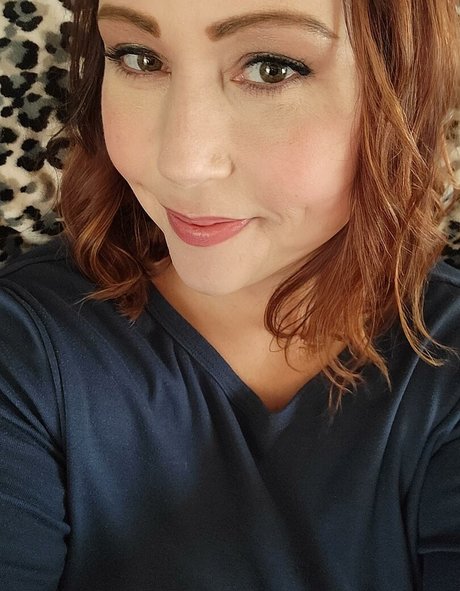 Ave Stone hermosa modelo galerías