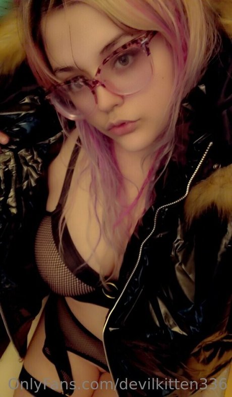 devilkitten336 top star photo