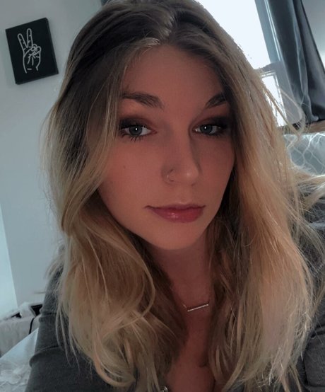 savannahlewis model best img