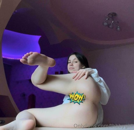 thbabyambarr modèle de haute qualité des photos