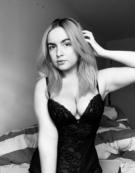 cezel bonita estrella porno galería