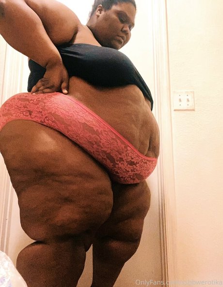 ssbbwerotika free model pictures