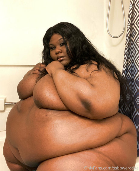 ssbbwerotika model nudes img