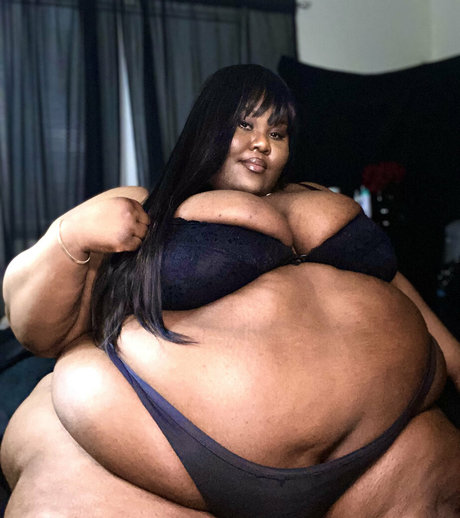 ssbbwerotika porn model image