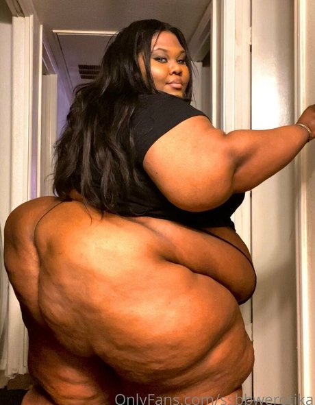 ssbbwerotika sex model photo