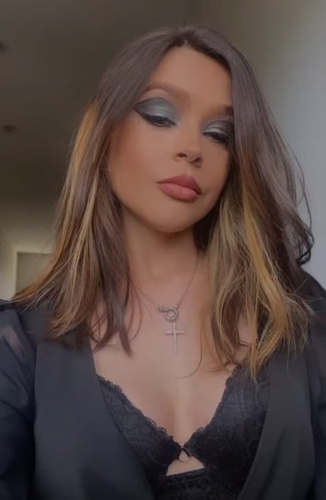 Thiessita model nudes picture