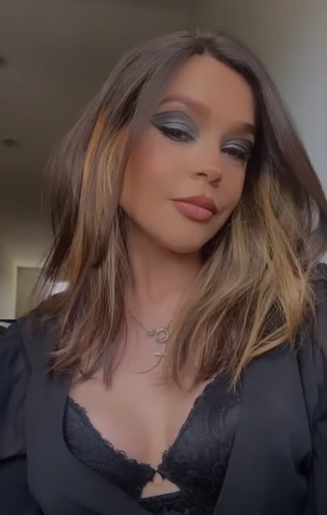 Thiessita model sex pictures