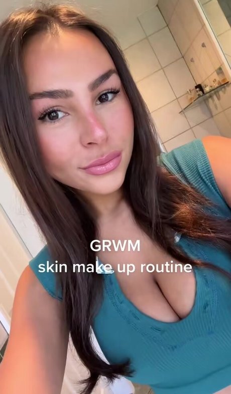 Faryn Corey haut étoile galeries