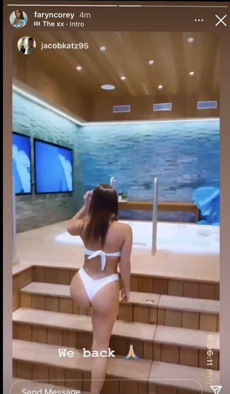 Faryn Corey modèle pornographique photo