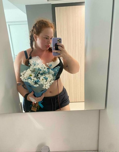 yolaflimes exclusive pornstar img