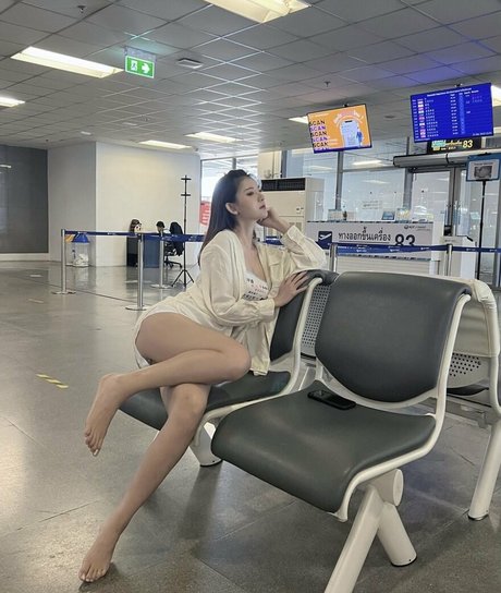 azhua modelo porno galería