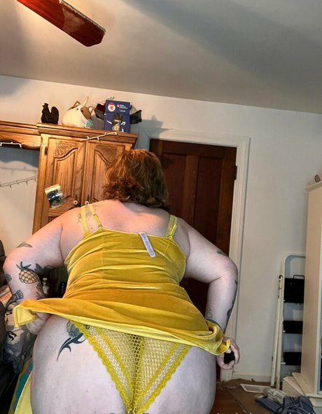 rainbowbelli étoile nue galeries