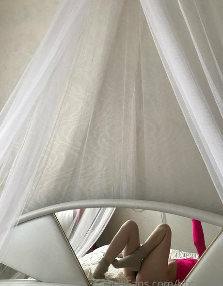 hot nelly modelo hermosa fotos