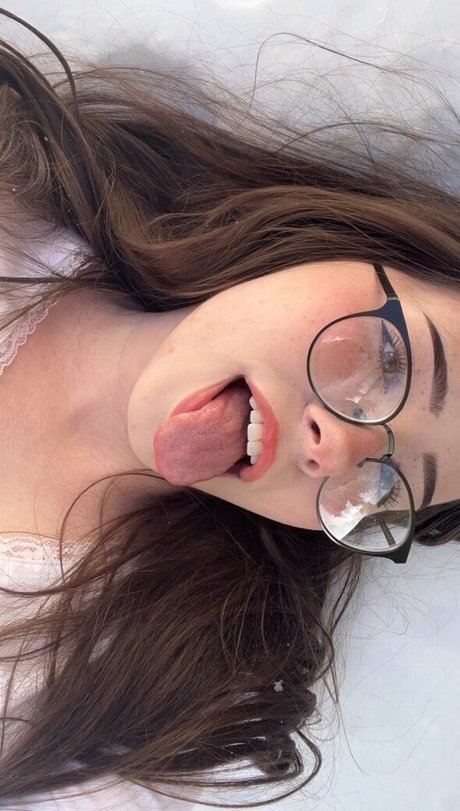 AliciaJade estrella porno desnuda imágenes