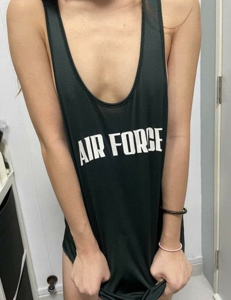 Aurixxity modèle sexy image