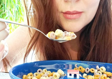 toepazfeetures modèle magnifique image